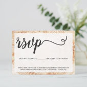 Cartons Réponse Places réservés de mariage de grain de bois rustiq (Debout devant)
