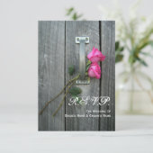 Cartons Réponse Porte de grange et roses roses roses Mariage petit (Debout devant)