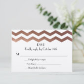 Cartons Réponse Rose bilingue Gold Chevron Mariage InvitationRSVP (Debout devant)