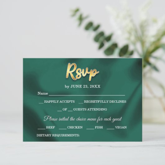 Cartons Réponse Simple Elegant Emerald Green & Gold Script Mariage (Debout devant)
