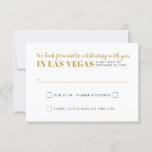 Cartons Réponse SYMBOLE Mariage DE Las Vegas Jeu amusant<br><div class="desc">Une carte de réponse Mariage Las Vegas en noir et or avec une carte amusante jouant le libellé pour les choix rsvp et un faux "Mariage dans Fabulous Las Vegas" en or sur le dos. La conception de typographie unique coordonne avec notre suite complète de casino et de vegas strip...</div>