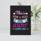 Cartons Réponse Voici À Quoi Ressemble Une Véritable Tante Cool (Debout devant)