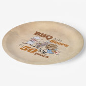 Cartoon BBQ en bieren 50e verjaardag rustiek Papieren Bordje (Gekanteld)