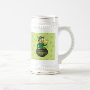 Cartoon kabouter in een gouden pot met een pint bierpul