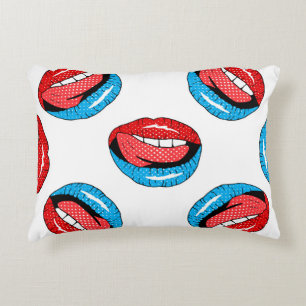 Cartoon Patch Badges: Retro Pop Accent Kussen