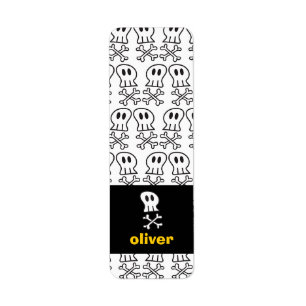 Cartoon Pirate Skulls & Botten Party Labels