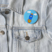 Cartoon Ruimteraket In Blauwe Lucht Ronde Button 5,7 Cm (In situ)