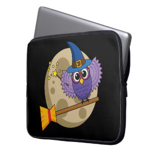 Cartoon Wizard Owl vliegen op kamer Laptop Sleeve