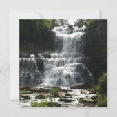 Cascade dans la nature photo sur une carte de voeu (Devant)