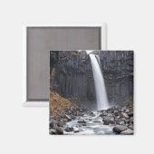 Cascade de Svartifoss en Islande Aimant carré (Recto/Verso)