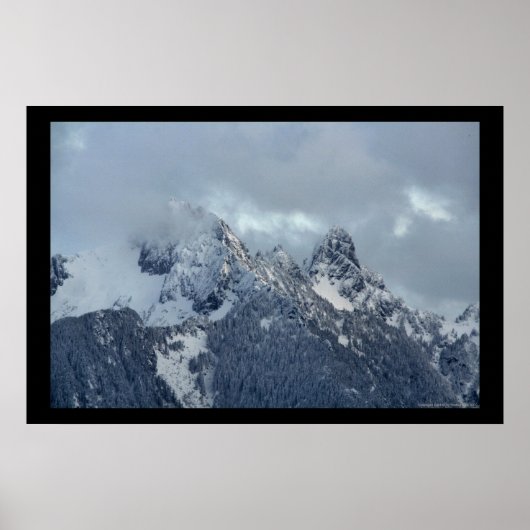 Cascade Mountain Peaks Poster (Voorkant)