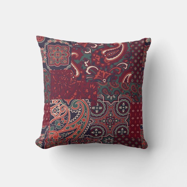 Cashmere Paisley Silk: Abstracte  patchwork Kussen (Voorkant)