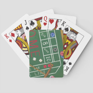 Casino Craps Table met Chips en Dice Pokerkaarten