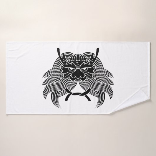 Casque de démon (Serviette de bain)