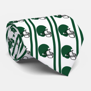 Casque de football vert sur cravate blanche