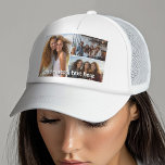 Casquette 3 Collage photo avec 1 ligne de texte<br><div class="desc">Cette grille moderne de 3 photos avec un collage et un texte. Ajoutez vos photos préférées à ce montage pour un garde-mémoire amusant. Une façon artistique d'afficher vos meilleures photos de partage.</div>