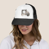 Casquette Ambulance rocailleuse (En situation)