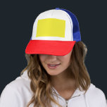 Casquette Améliorez votre conception avec un Arrière - plan<br><div class="desc">Découvrez l'art de l'utilisation de la bordure jaune arrière - plan et noire dans votre mise en page du site Web. Améliorez votre design graphique avec cette combinaison de couleurs frappante et créez un design esthétique avec un contraste de couleur parfait et une composition artistique.</div>