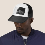 Casquette Ange déchu dans la prière (En situation)