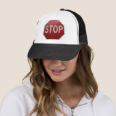 Casquette Arrêter le signe (En situation)