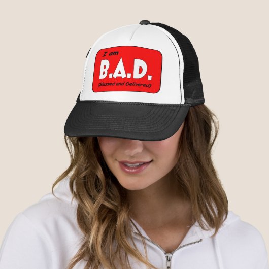 Casquette B.A.D.Hat - Customisé (En situation)