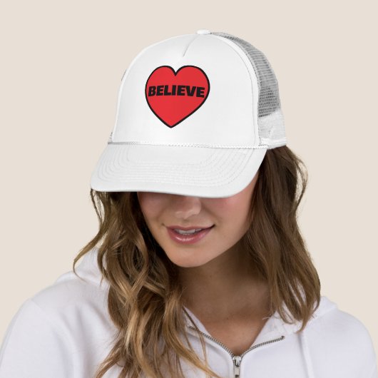 Casquette Believe Sweatshirt (En situation)
