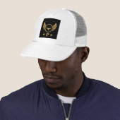 Casquette Belle photo P Imprimée initiale Gold Flying Eagle (En situation)