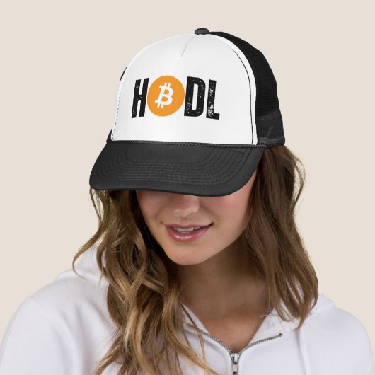 Casquette Bitcoin HODL (En situation)