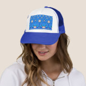 casquette bleu géométrique (En situation)