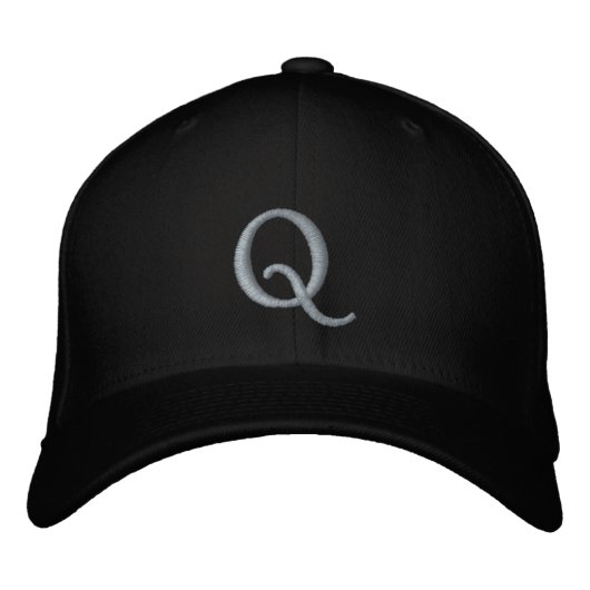 Casquette Brodée # 1 "Q" par : Opal01 (Devant)