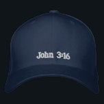 Casquette Brodée 3h16 de John<br><div class="desc">Basculez votre casquette et démontrez votre foi en utilisant un casquette de 3h16 de John.</div>