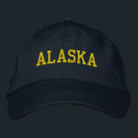 Casquette Brodée ALASKA Yellow Gold sur Navy Blue<br><div class="desc">ALASKA Yellow Gold brodé sur casquette en coton bleu marine. Fait un cadeau merveilleux pour quiconque aime l'Alaska génial! Si vous préférez avoir votre texte personnel, il vous suffit de cliquer sur le bouton "Personnaliser ce modèle" pour entrer votre choix de texte personnalisé. La broderie est également personnalisable à d'autres...</div>