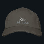 Casquette Brodée Citation De Poulet Rose RustiqueGris<br><div class="desc">Une citation personnalisée Chicken Lovers,  Fils de District gris rustique,  Casquette de baseball Chino Twill,  brodé en rose. Un cadeau d'anniversaire et une idée d'accessoires amusants.</div>