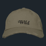 Casquette Brodée Citation Vintage sauvage rustique Black Olive Gree<br><div class="desc">Un mignon Casquette Chino Vert Olive Personnalisé,  broderie noire,  avec la citation,  Wild. Un accessoire inspirant et un cadeau d'anniversaire amusant.</div>