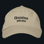 Casquette Brodée Custom Gift for Grandma Grandpa Mother’s Day Gift<br><div class="desc">Custom Embroidered Baseball Hat – Personalized Date Vintage Cap | Gift for New Grandma & Grandpa | Mother’s Day Gift</div>