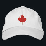 Casquette Brodée Feuille d'érable du Canada<br><div class="desc">Feuille d'érable du Canada en rouge brodé sur ce casquette mignon pour le jour du Canada ou tout autre jour pour les Canadiens.</div>