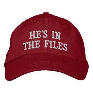 Casquette Brodée Il est dans les dossiers