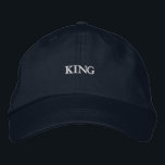 Casquette Brodée KING en grève Custom Elegant Style Hommes coton<br><div class="desc">Commander l'attention avec ce casquette de la marine qui met en vedette "KING" pour frapper la broderie. Fabriqué en coton doux avec une sangle réglable,  il allie style et confort sans effort.</div>