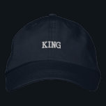 Casquette Brodée KING Texte Parfait ajustement et confort-Casquette<br><div class="desc">Ce classique casquette de la marine se targue d'un "KING" aux broderies audacieuses,  ajoutant une touche de fantaisie royale. Le tissu en coton doux et la sangle réglable assurent un ajustement parfait et un confort toute la journée.</div>