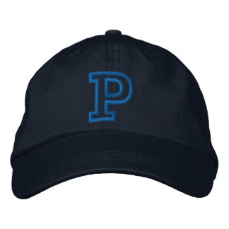 CASQUETTE BRODÉE LETTRE MINUSCULE ATHLÉE "P"
