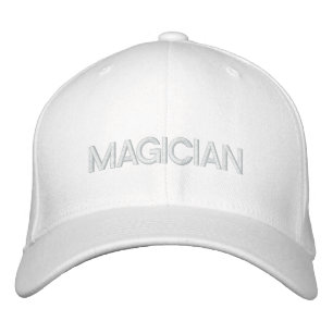 CASQUETTE BRODÉE MAGICIEN