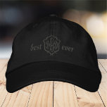 Casquette Brodée Meilleur papa jamais moderne Monogramme simple<br><div class="desc">Meilleur papa Une simple typographie.</div>