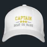Casquette Brodée Nom du bateau Capitaine Stars nautiques Or Argent<br><div class="desc">Voilier en style avec un blanc personnalisé avec casquette brodé or et argent avec votre grade de capitaine ou autre titre, votre nom ou nom de bateau et étoiles. Plusieurs couleurs de casquette et de fil à choisir. Fait un grand cadeau personnalisé pour la Fête des pères, la fête des...</div>