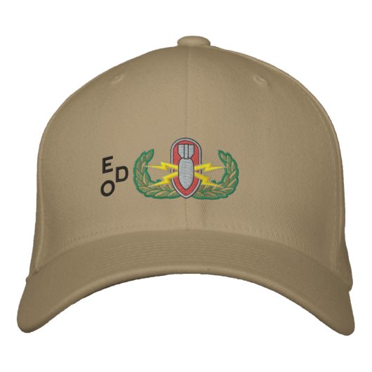 CASQUETTE BRODÉE OEIL (Devant)