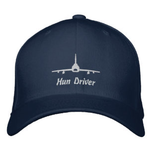 Casquette Brodée Pilote F-100 Hun avec indicatif d'appel sur le dos