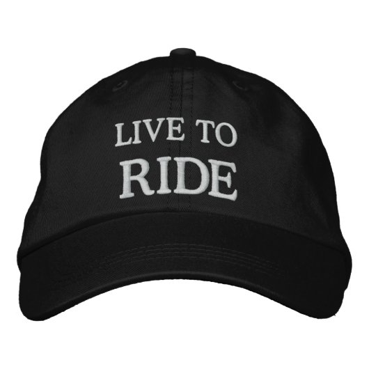 CASQUETTE BRODÉE VIVRE POUR MARCHER (Devant)