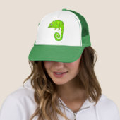 Casquette Caméléon vert mignon (En situation)