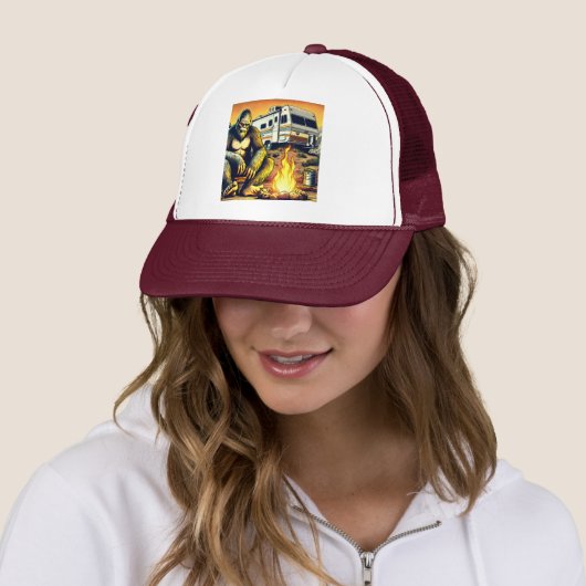 Casquette Camping Retro RV Sasquatch (En situation)