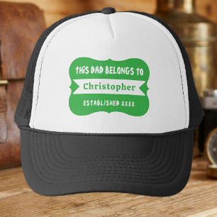 Casquette Ce papa appartient à nom personnalisé année vert