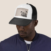 Casquette Cet article contient une collection importante de (En situation)